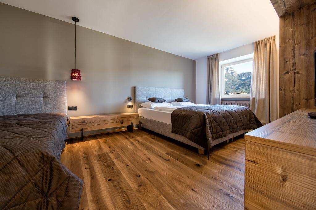 Aparthotel Hubertus Dolomites 3*
